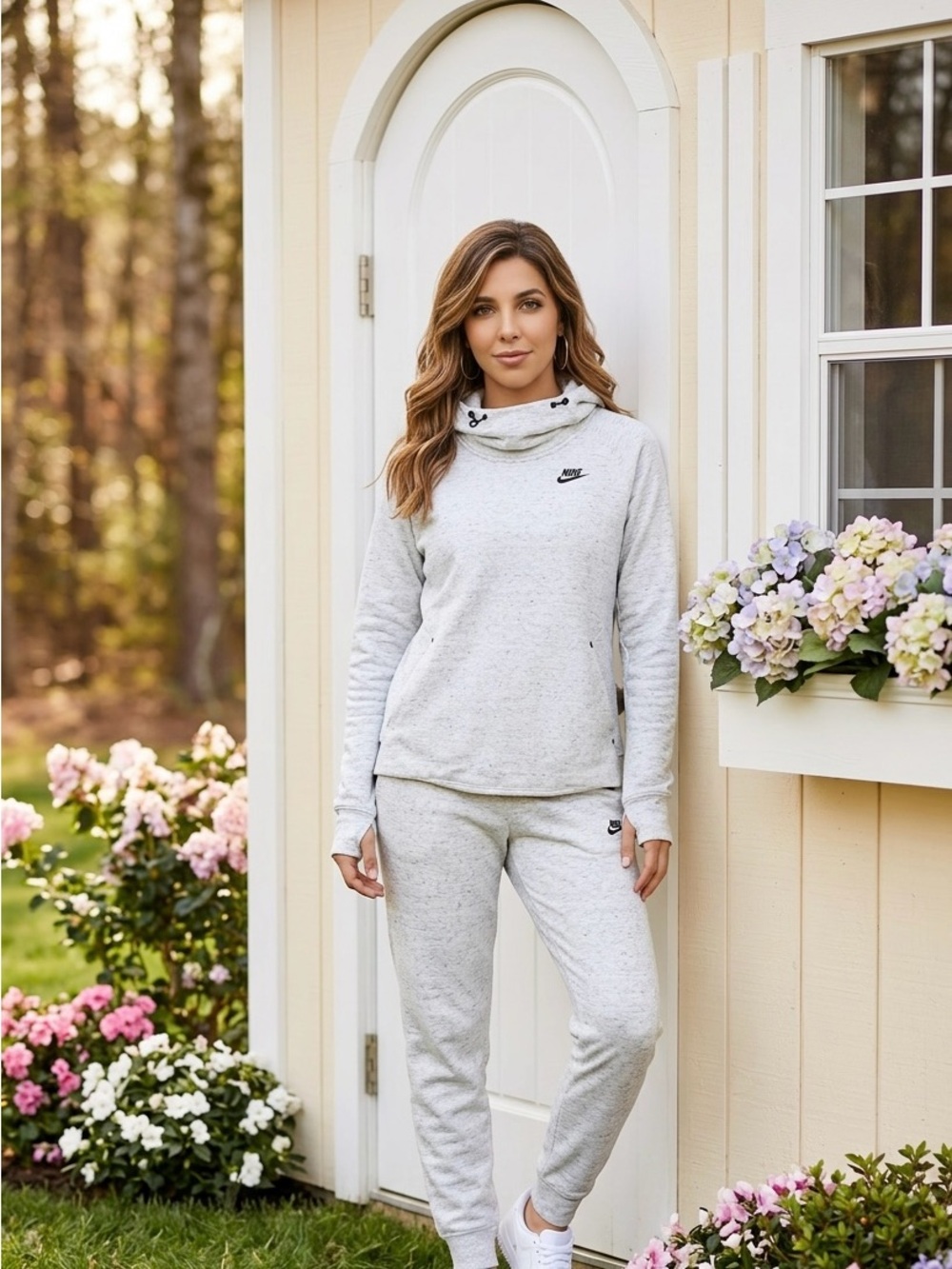 Women’s Nike Light Gray Speckled Hoodie with Black Logo L